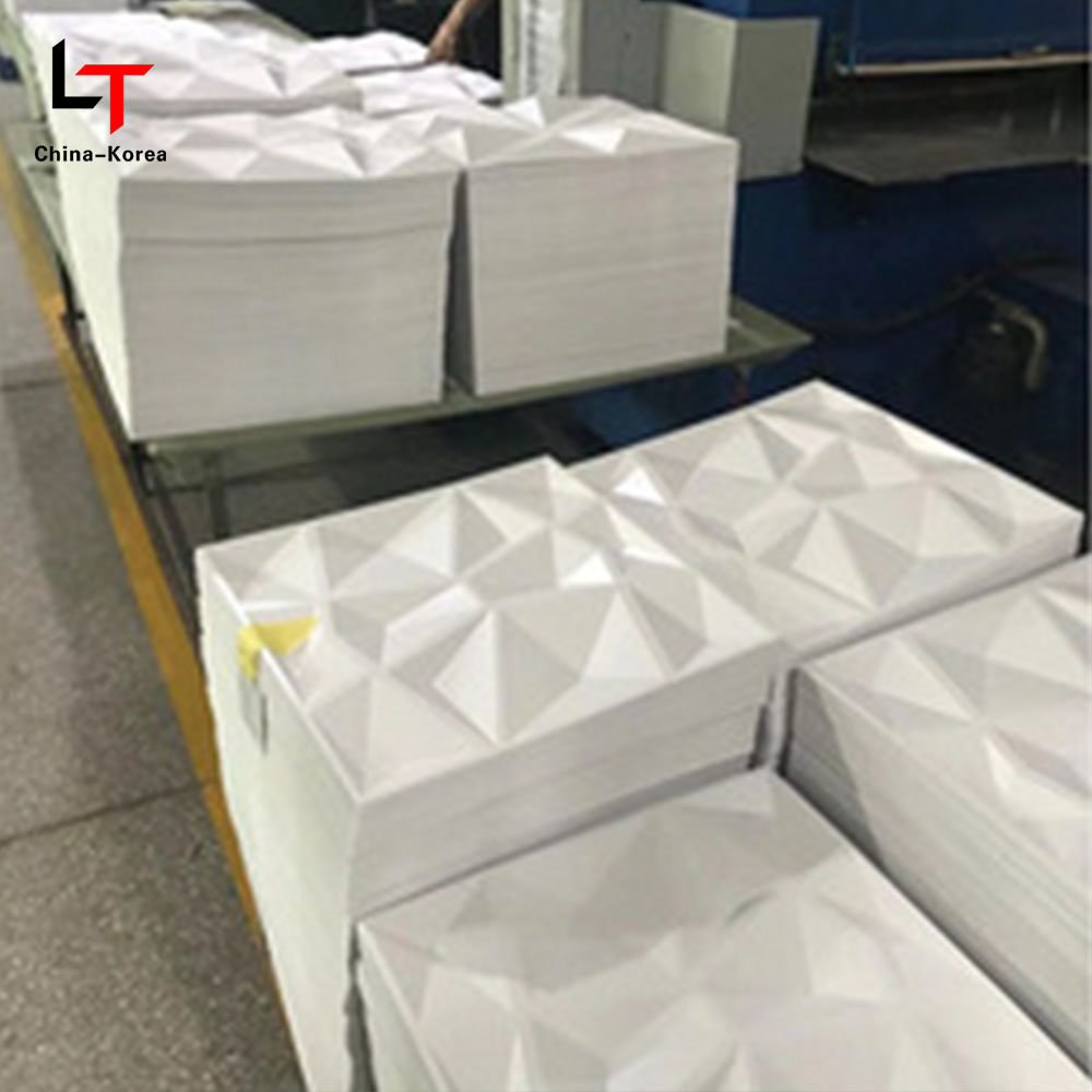 Moderne 3D PVC Vægpanel/Klistermærke Interiør Vandtæt Mat Sort Diamantform til Stue Soveværelse Vægdekoration Vandtæt